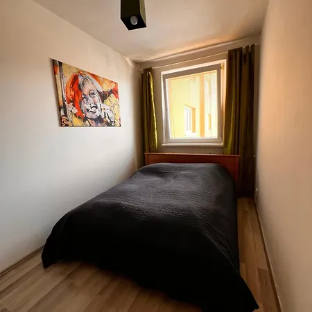 širšie Centrum Kocka *